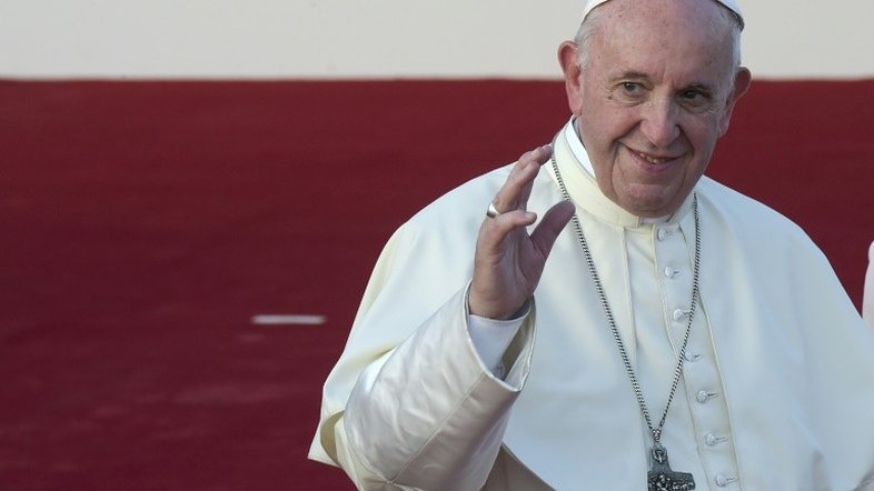 Papa irá aos Emirados Árabes promover diálogo com muçulmanos