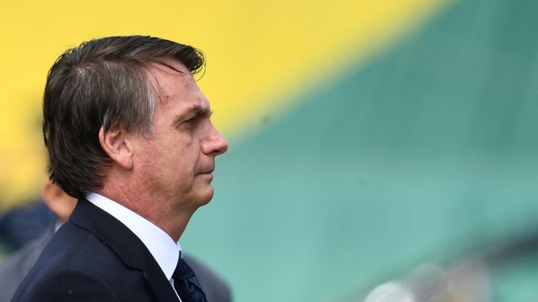 Bolsonaro volta atrás e desiste de base americana no Brasil