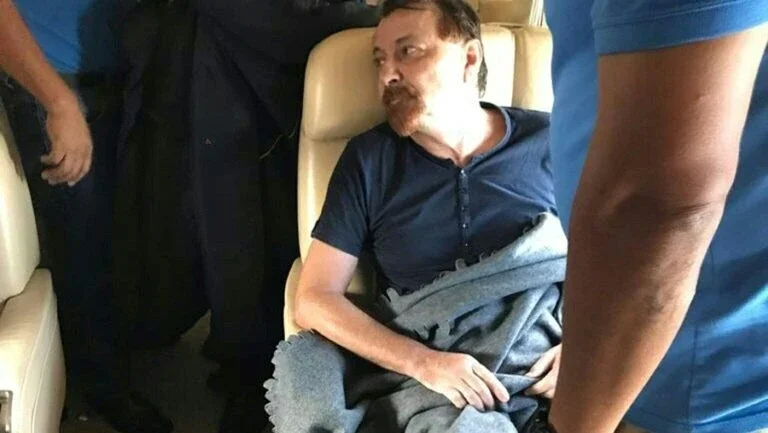 Ao desembarcar em Roma, Battisti será levado direto para prisão