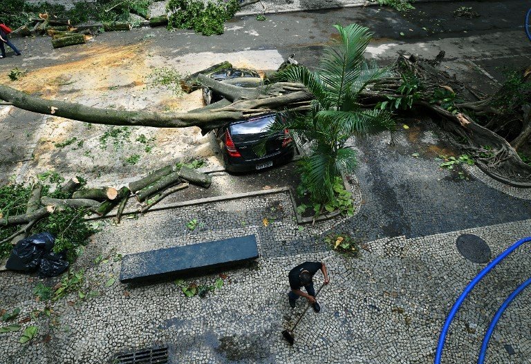 Fotos mostram estragos causados pela chuva no Rio de Janeiro 10 Fotos mostram estragos causados pela chuva no Rio de Janeiro
