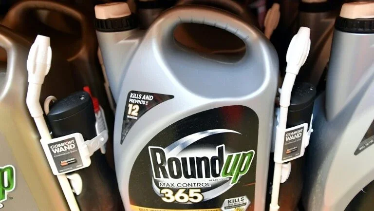 Polêmico herbicida Roundup é alvo de novo julgamento nos EUA