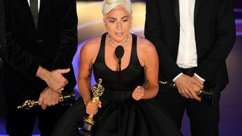 Lady Gaga ganha o Oscar de melhor canção original