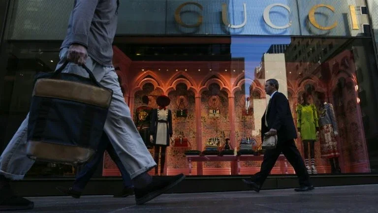 Acusada de racismo, Gucci retira de venda suéter preto com lábios vermelhos