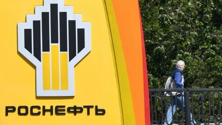 Venezuela pagou US$ 2,3 bilhões de dívida com petroleira russa em 2018