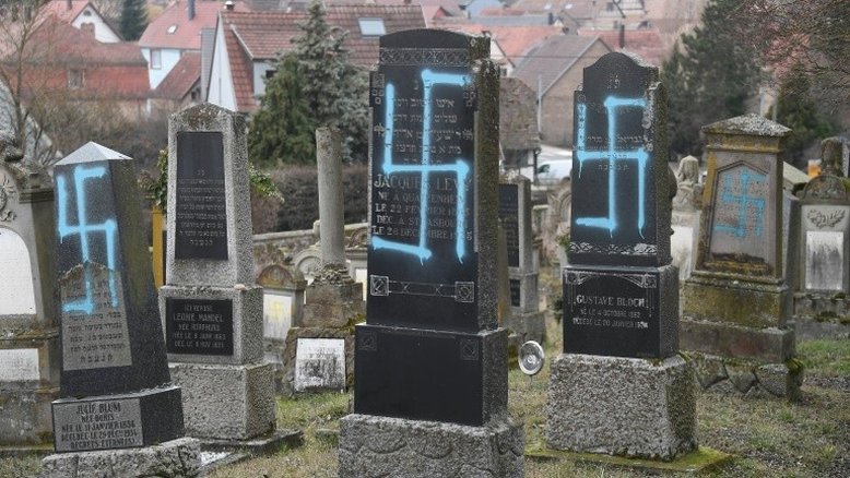 Túmulos judeus são profanados na França antes de marcha contra antissemitismo