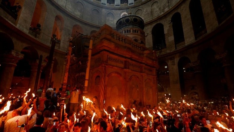 'Cela de Cristo' no Santo Sepulcro é reaberto em Jerusalém