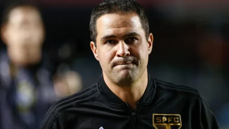 Jardine por um fio após eliminação do São Paulo