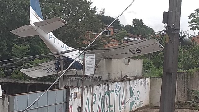 Piloto morre após queda de avião de pequeno porte no interior de São Paulo