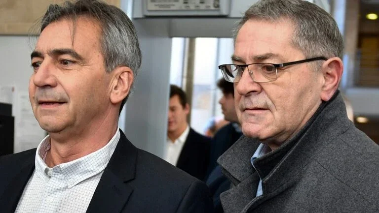 França inicia julgamento do caso 