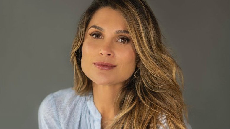 Flávia Alessandra deixa TV Globo e comandará reality show ao lado do marido Otaviano Costa