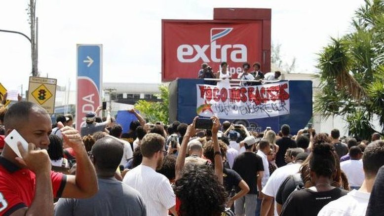 Morte no Extra desencadeia protestos pelo País
