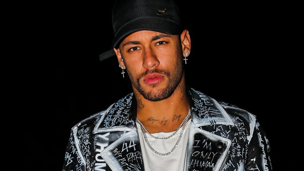'Desconhecemos', diz equipe de Neymar sobre processo movido por doméstica; entenda a polêmica