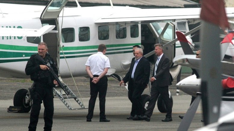 Lula chega ao velório do neto de 7 anos em São Bernardo