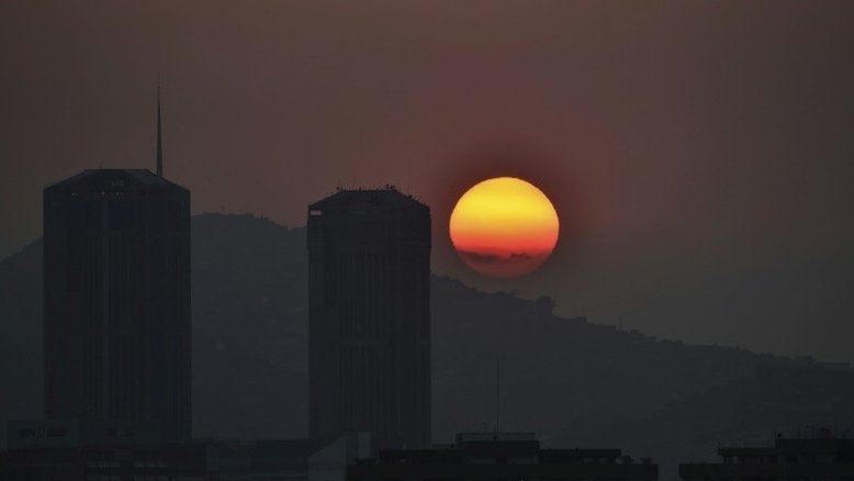 Revolta e desespero tomam conta da população com apagão na Venezuela