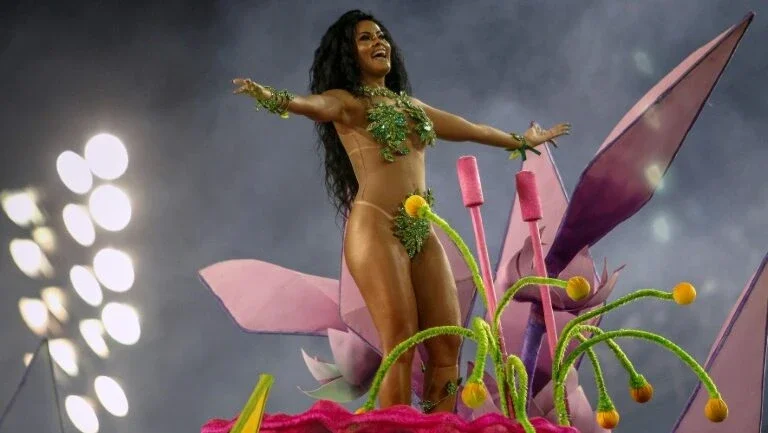 As escolas de samba, prontas para deslumbrar no Carnaval do Rio