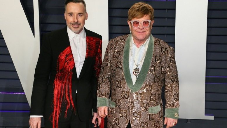 Elton John apoia pedido de Clooney por boicote de hotéis de Brunei