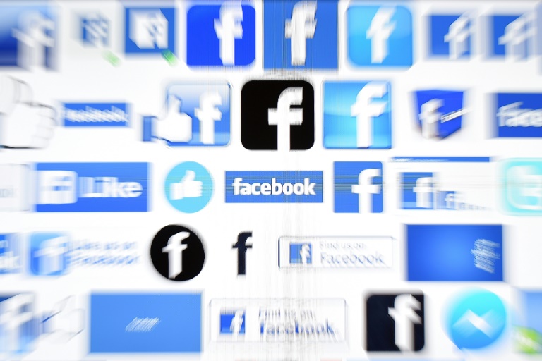 Facebook proíbe apoio ao supremacismo branco e ao separatismo na rede social