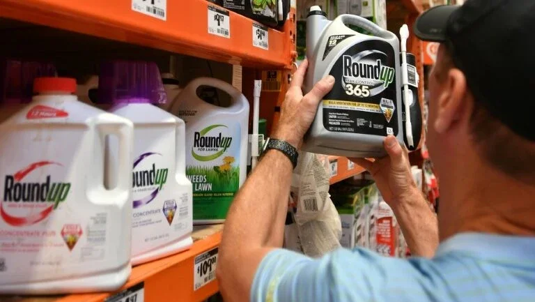 Glifosato, um herbicida polêmico em todo o mundo