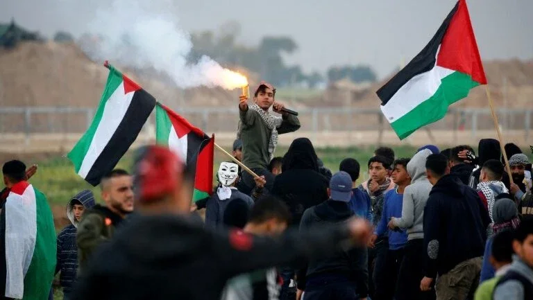 Disparos de soldados israelenses deixam 17 palestinos feridos
