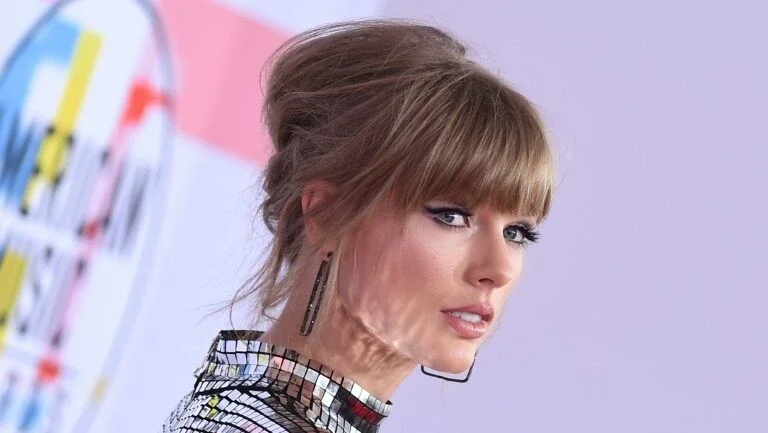 Assediador reincidente de Taylor Swift é preso