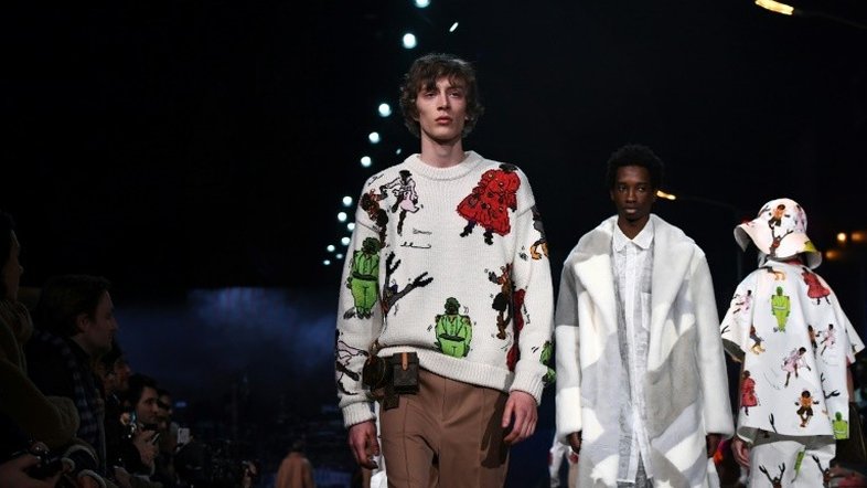 Louis Vuitton apaga referências a Michael Jackson de sua última coleção