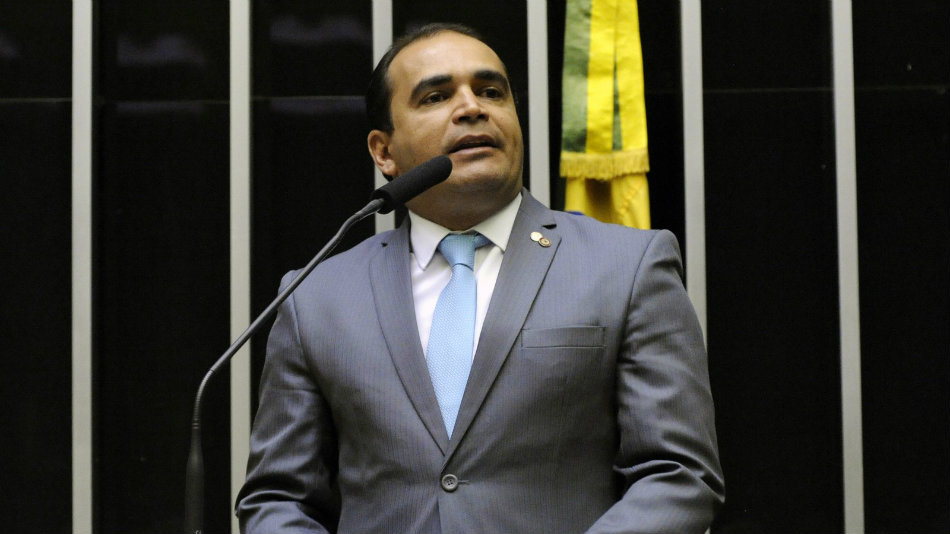 Falta inteligência emocional a Bolsonaro, diz deputado