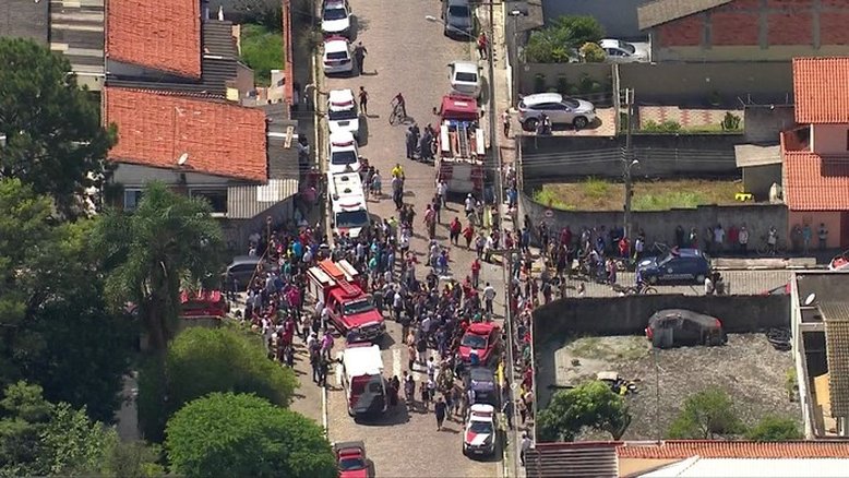 Alunos em fuga foram abrigados por vizinhos