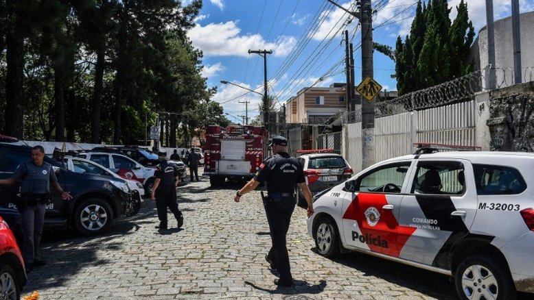 Tragédia em Suzano reacende debate sobre posse de arma