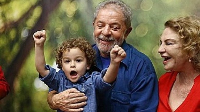 Lula será liberado para comparecer ao velório do neto, dizem advogados