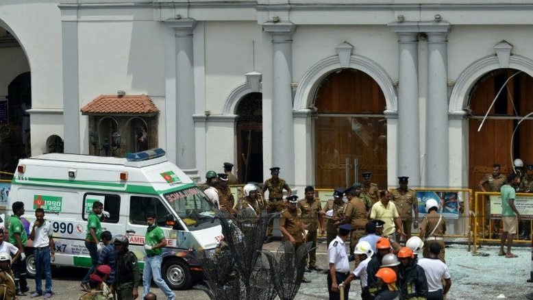 Polícia prende suspeitos de ataques a igrejas e hotéis no Sri Lanka