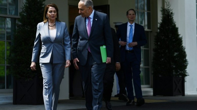 Trump e democratas acordam plano de infraestrutura de US$ 2 trilhões