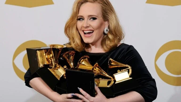Cantora Adele e seu marido Simon Konecki se separam