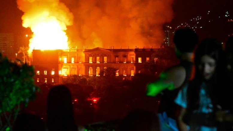 MEC libera 1ª parcela para restaurar fachada do Museu Nacional