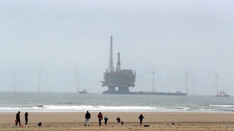 Projetos de petroleiras contrariam objetivos climáticos