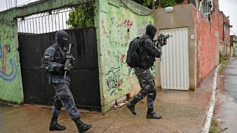 Um dos traficantes mais procurados do Rio, Fernandinho Guarabu é morto pela PM