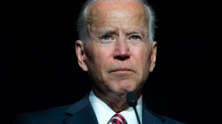 Equipe de Biden rejeita 'difamações' envolvendo assédio a mulheres