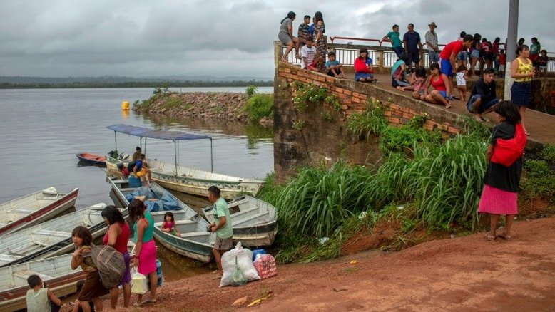 Bolsonaro: 'Intenção é não demarcar mais terra indígena e revisar área irregular'