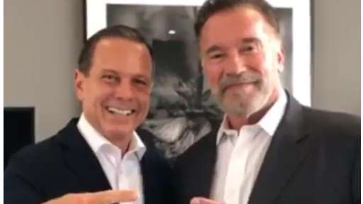Doria divulga vídeo com Schwarzenegger após encontro em SP: 'Acelera, baby'