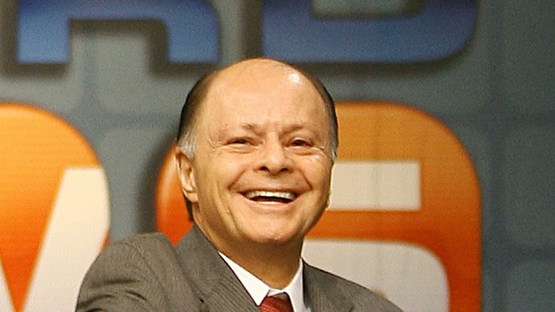 Glow News - Foi cantor gospel e condenado por danos morais: conheça filho de Edir Macedo que viralizou na web