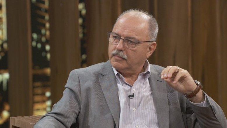 'É mais perigoso do que divertido zombar do Mourão', diz general Sérgio Etchegoyen