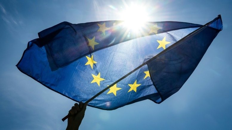 Primeira estimativa confirma maioria pró-Europa na Eurocâmara