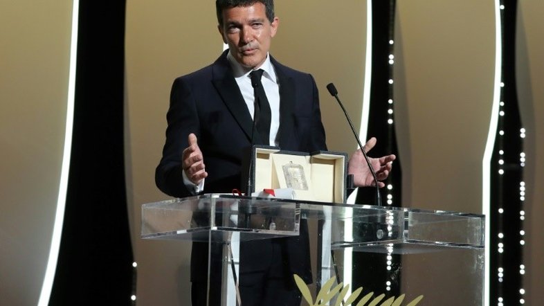 Antonio Banderas ganha prêmio de melhor ator em Cannes