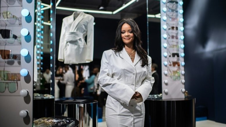 Rihanna quer revolucionar a moda para mulheres empoderadas