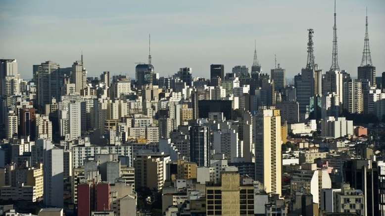 PIB recua e Brasil tem primeira contração desde 2016