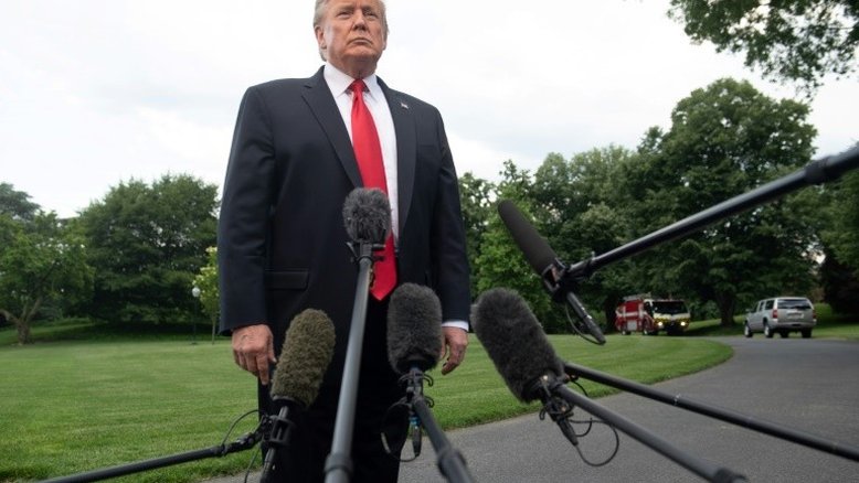 Julgamento político de Trump ganha espaço entre democratas nos EUA
