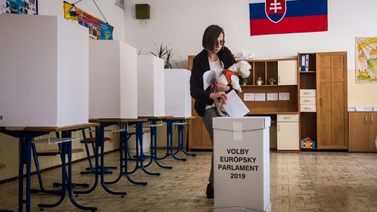 Três países votam em eleições europeias neste sábado