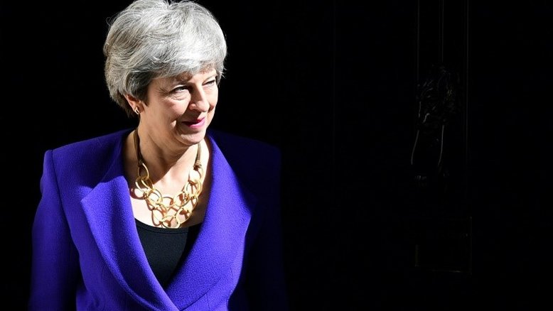 Premiê britânica teme derrota em eleições locais por causa do Brexit