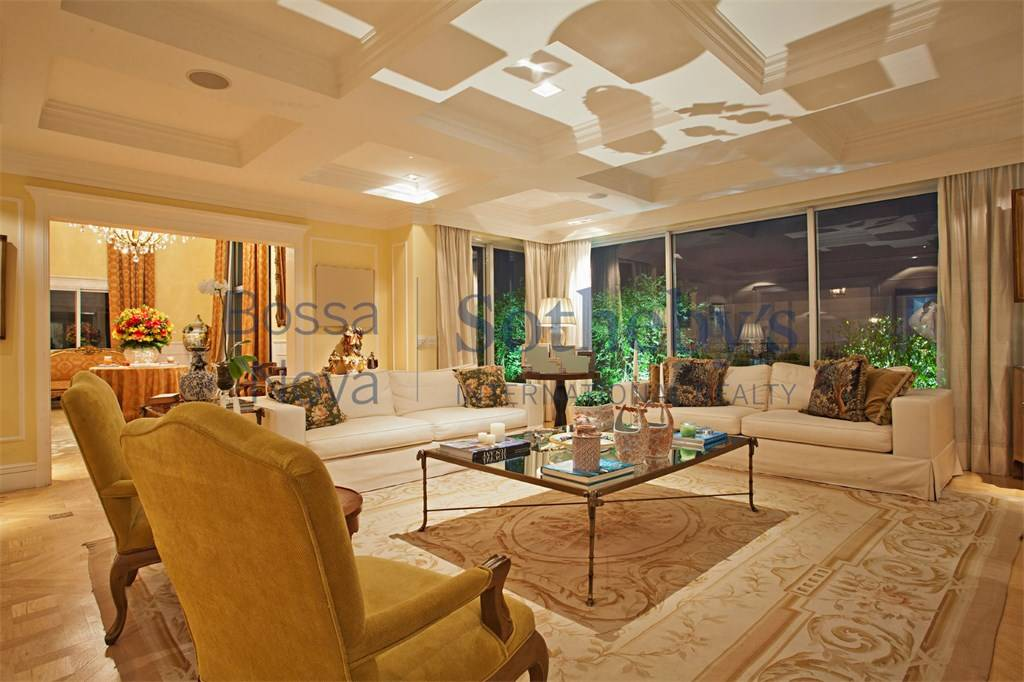 Gimenez dá 'descontão' de US$ 6 milhões em apartamento de luxo