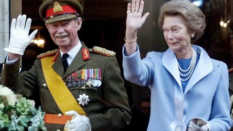 Famílias reais da Europa se despedem do Grão-Duque de Luxemburgo