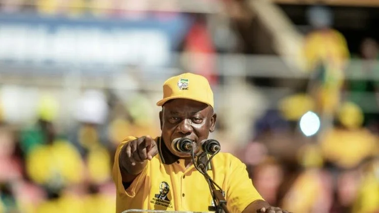 África do Sul realiza legislativas com ANC como favorito